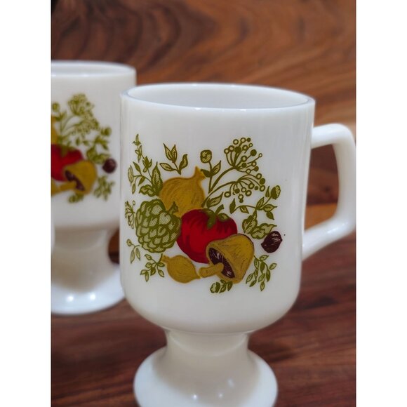 Vintage Corning Ware "Spice of Life" Milk Glass Pedestal Mugs, Set of 4 - Picture 7 of 8